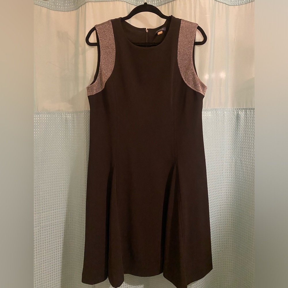 Tommy Hilfiger Elegant Black Sleeveless Dress with Silver Accents